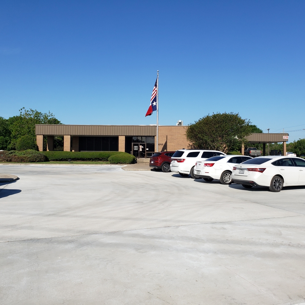 Bank Parking Lot Project - American Paving